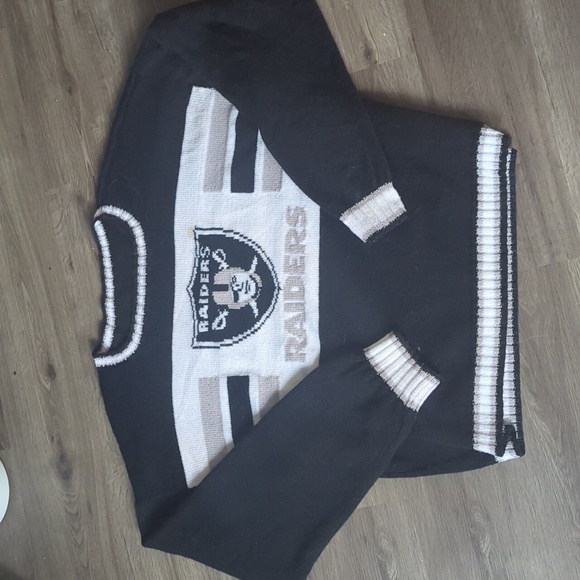 Knit Oakland Raiders Sweater - Picture 3 of 4